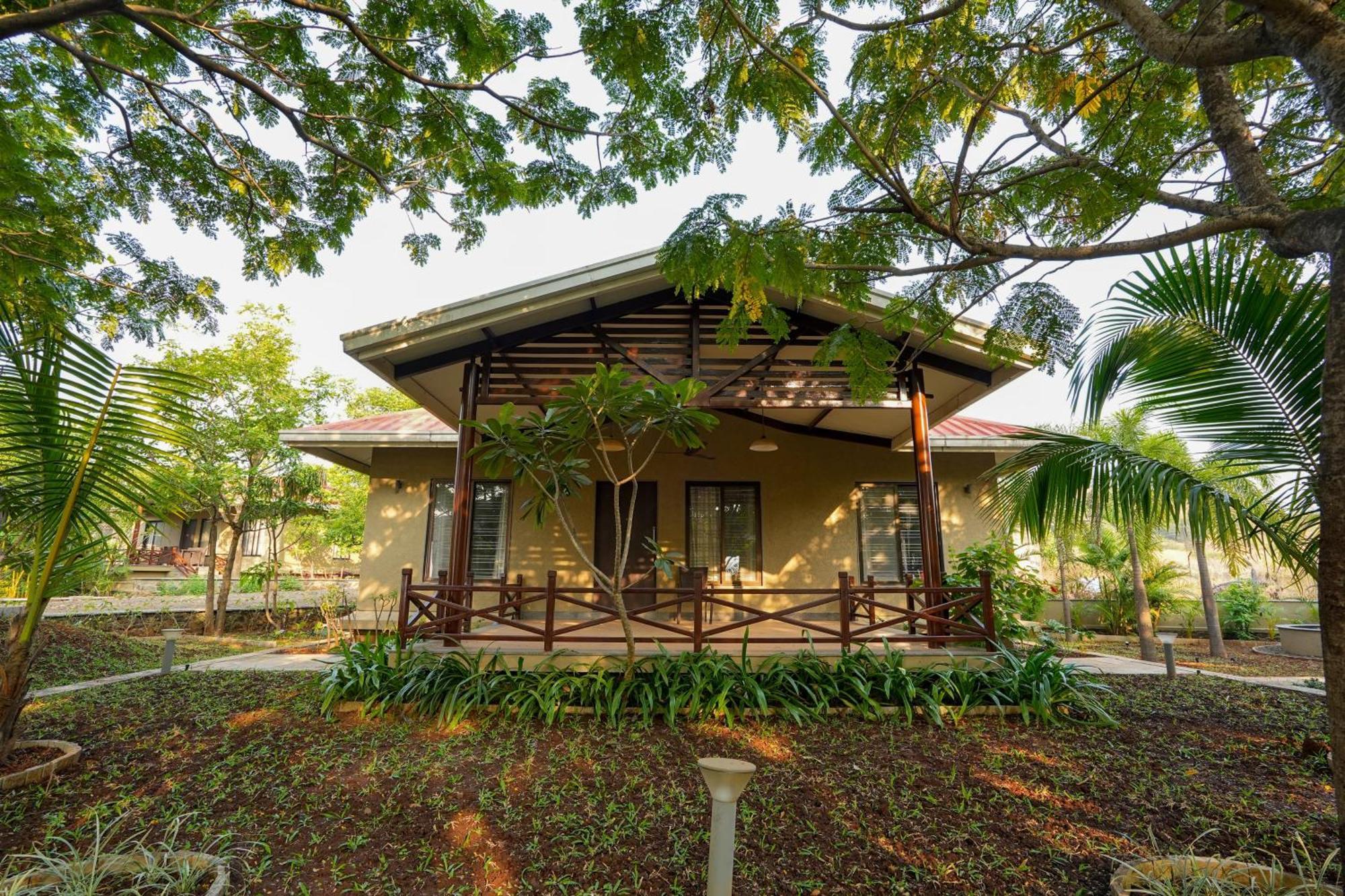 E&G Green Courts Resort At Koroli Hill Station Nashik Exterior foto